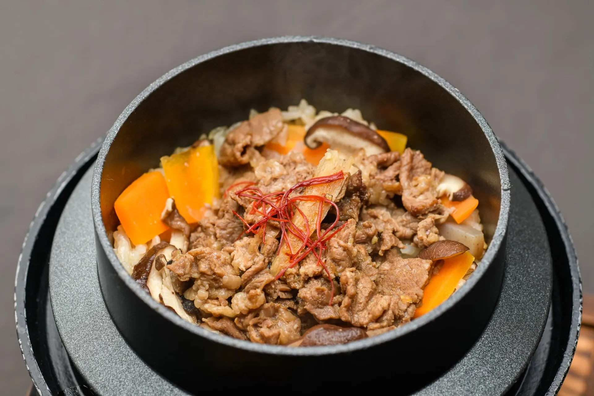 大和牛時雨煮の釜めし